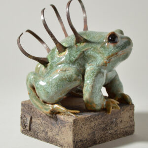 Grenouille verte à cornes